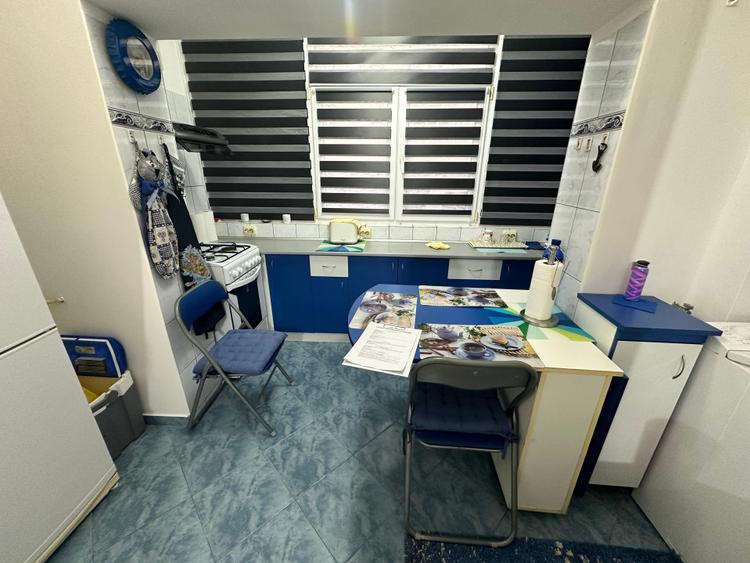 De inchiriat apartament, doua camere - centru