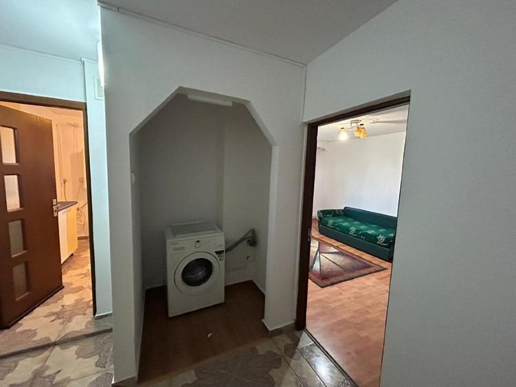 Persoana fizica, inchiriez apartament  2 camere , decomandat 68mp, in Dancu