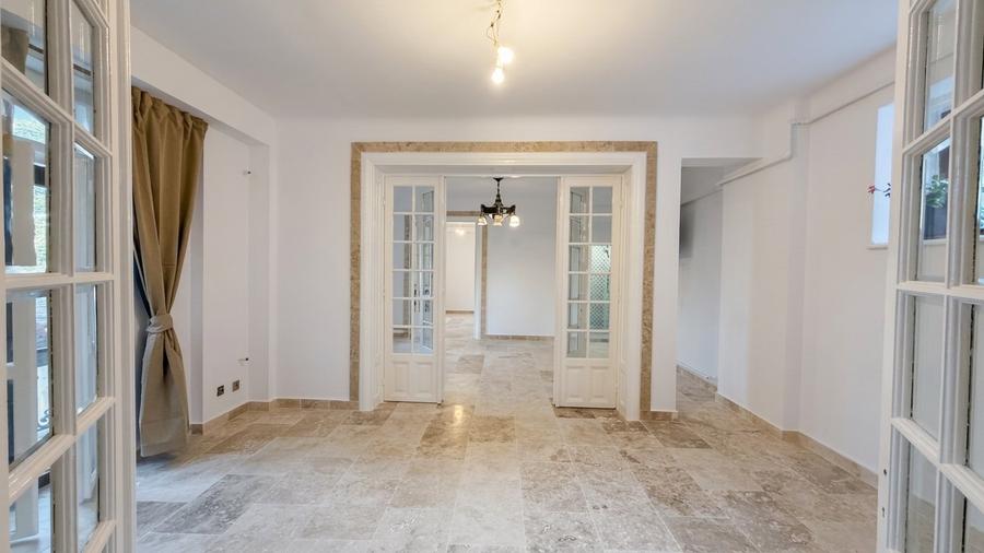 Apartament renovat lângă ASE, bloc boutique, centrala proprie