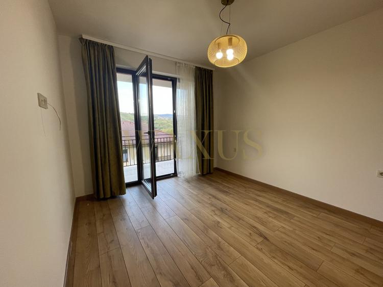 Casa Modernă de Vânzare - SU 120mp | ST 250mp | La cheie - Floresti