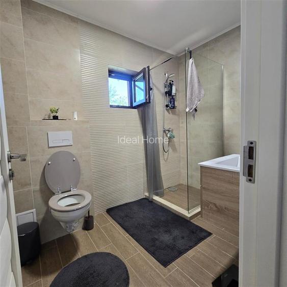 Vila 4 camere Miroslava, centru - Moderna - 9