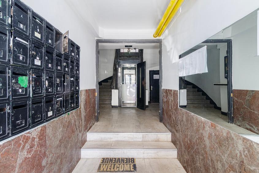 Apartament spectaculos cu 3 camere - Strada Mircea Vulcănescu