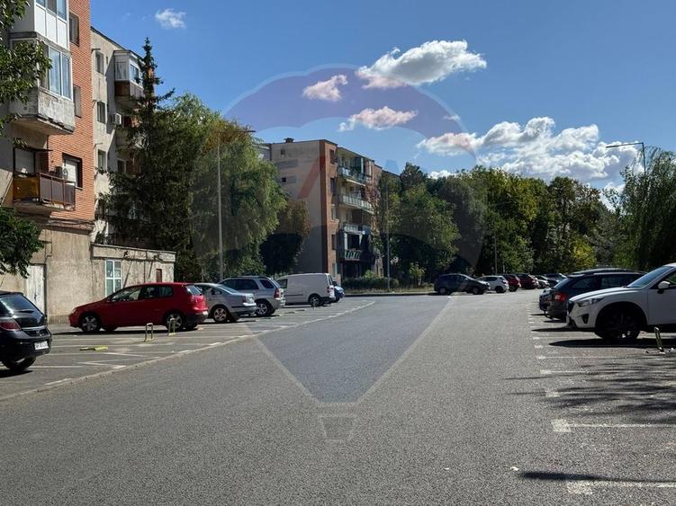 Apartament 2 camere-Micalaca( aproape de Univ.Aurel Vlaicu)