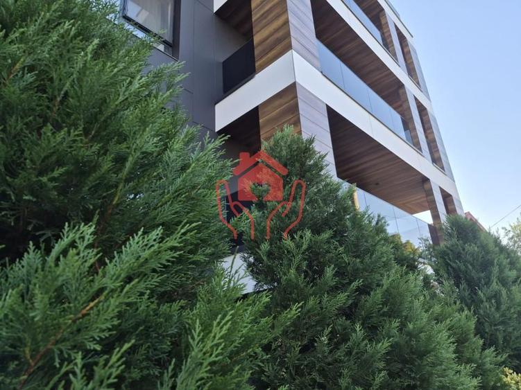 BANEASA (Parcul Herastrau)-3 camere premium 114 mp, design de interior, parcare