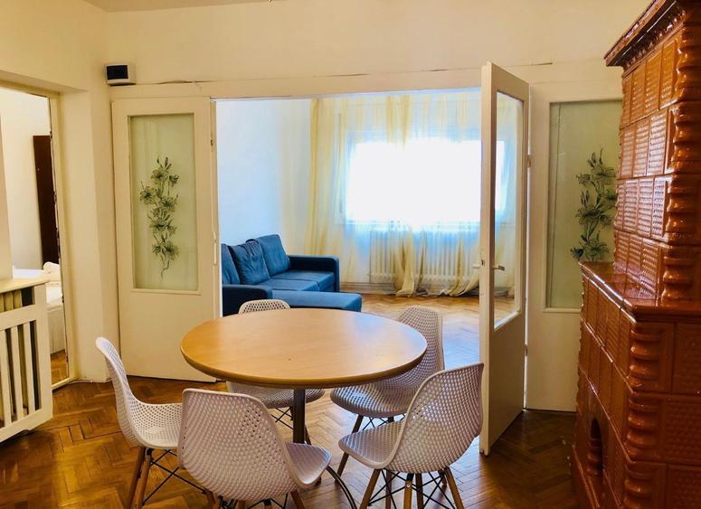 Vând apartament 4 camere Unirii Clinici