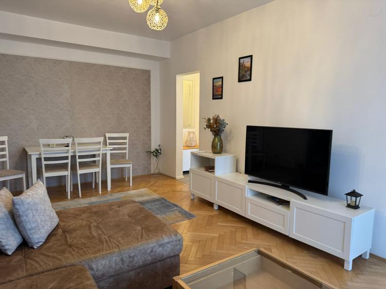 Apartament 2 camere Academiei 4-6, Universitate