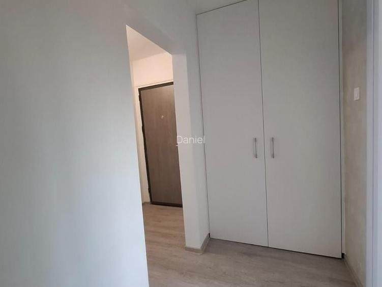 Proprietar vând apartament 3 camere decomandat - 4