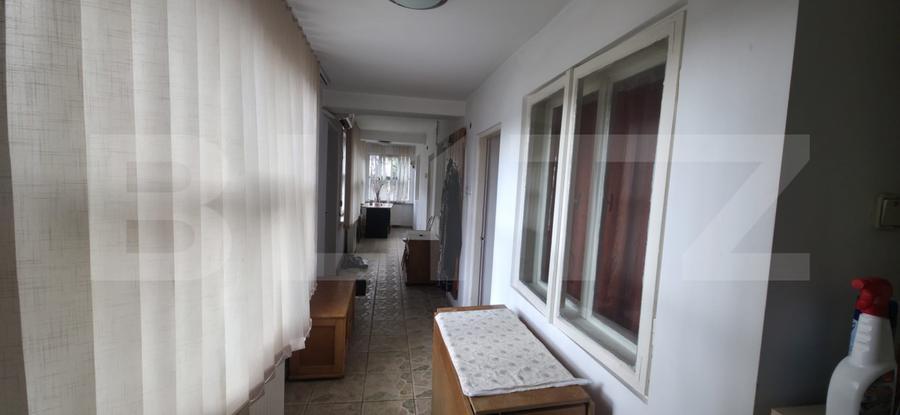 Casa cu 3 camere, curte verde si spatioasa 400 mp,zona Bariera Bucuresti