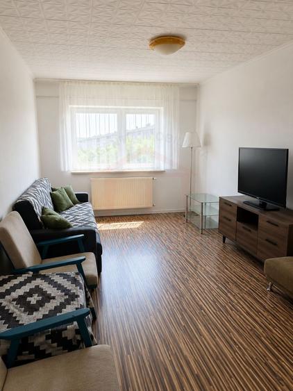 Apartament luminos cu 3 camere decomandate, 60 mp, Micro 16 – 57.000 €