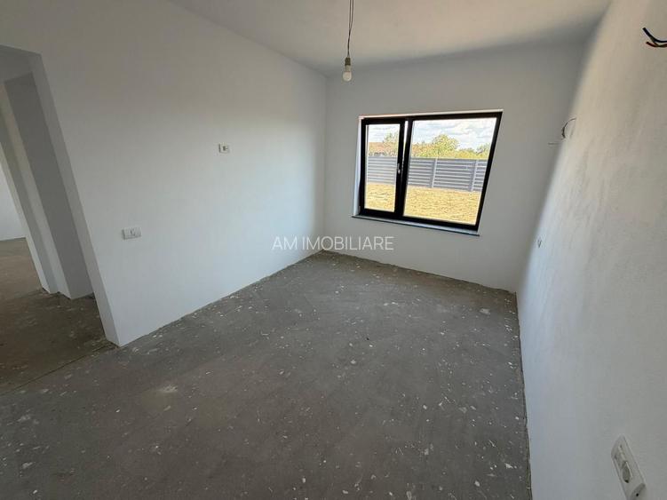 CASA INDIVIDUALA- 4 CAMERE, TOATE UTILITATILE, TEREN 550 MP, COMIS 0% - 7