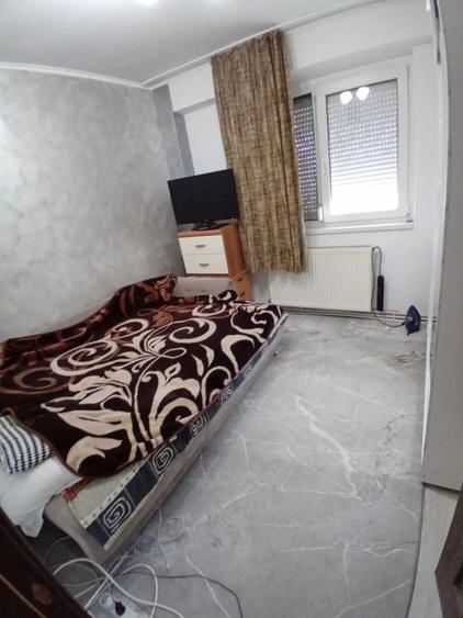 - Apartament La Cheie - Renovat - 2camere confort 2 Viziru 3 E-uri.