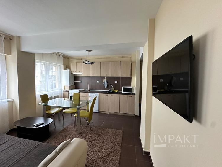 Apartament de inchiriat cu 3 camere,zona semicentrala!