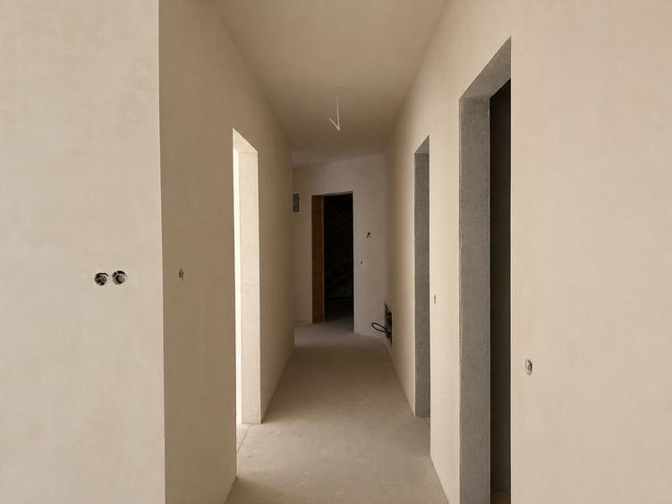 Ap de 4 camere în bloc nou - zonă semicentrală - Str. Burebista 5-7