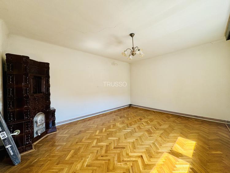 Proprietate cu gospodărie completă - teren 4300 mp – loc. Seica Mare - 3