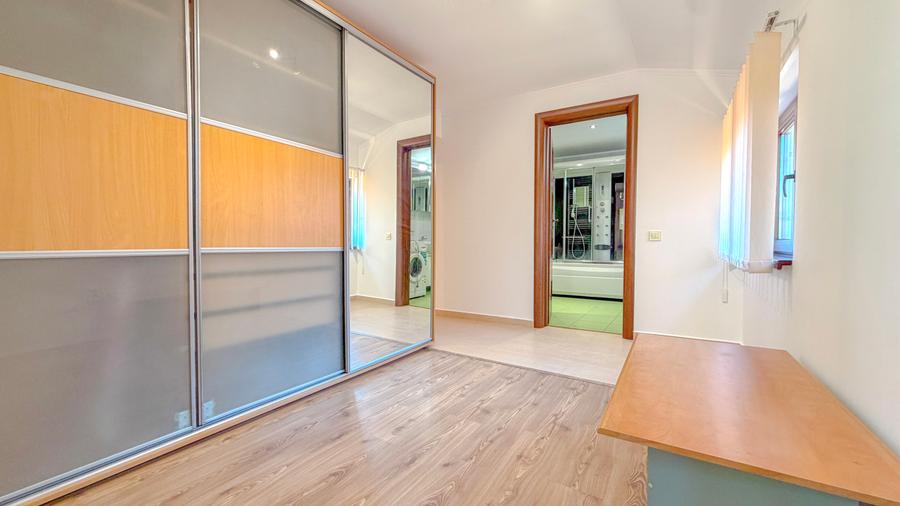 CASĂ TIP DUPLEX CU TEREN DE 175 MP | 121 MP UTILI | 2 LOCURI PARCARE