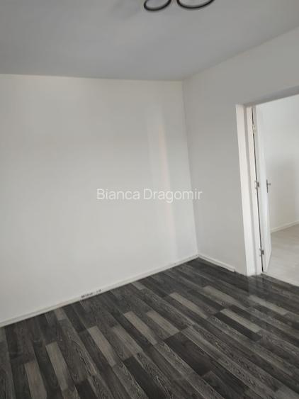 Vanzare apartament central luminos, ideal ptr persoane singure sau cuplu - 3