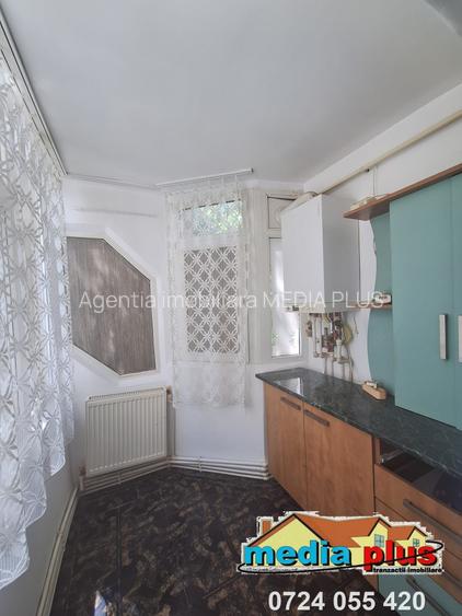 Apartament 2 camere decomandat, etaj 1, Piața Centrală - 7