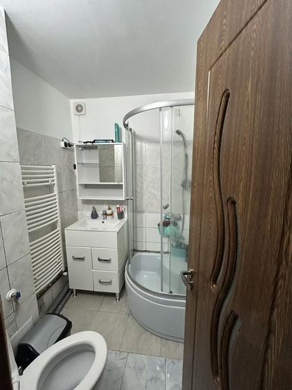 Garsoniera mobilata si utilata modern zona Uzina 2