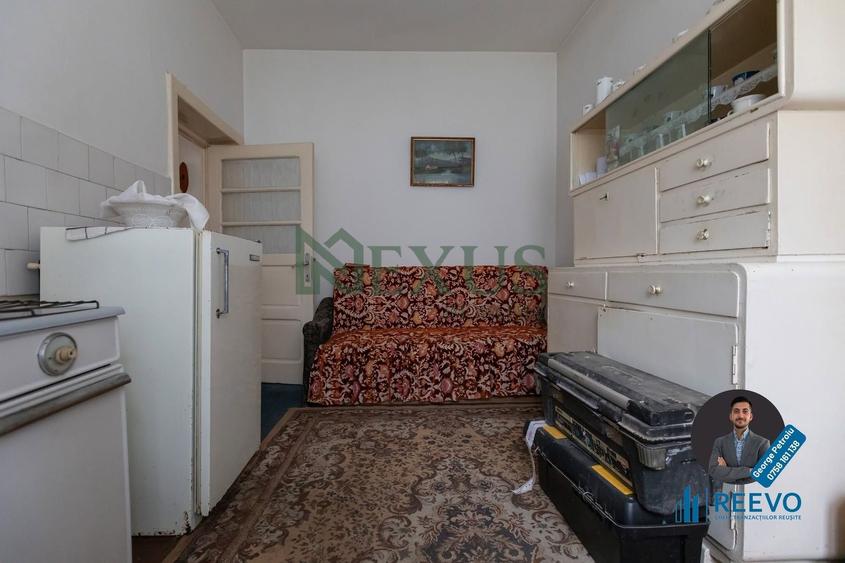 Casă cu teren în poziție ultracentrală | Vad comercial exceptional