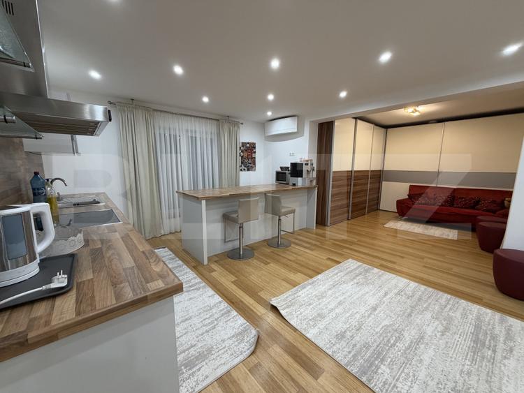 Casa modernă , 1000 mp teren , la 3,5 km de centrul orașului Suceava