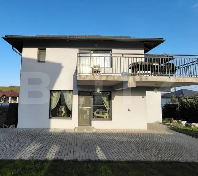 Casă individuală la cheie 5 camere, 170 mp, teren 633 mp, în Corușu