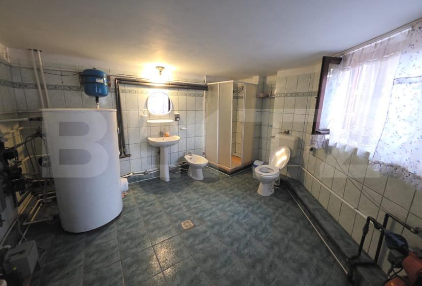 Proprietate generoasă, 10 camere, 750 mp, zona Unirea