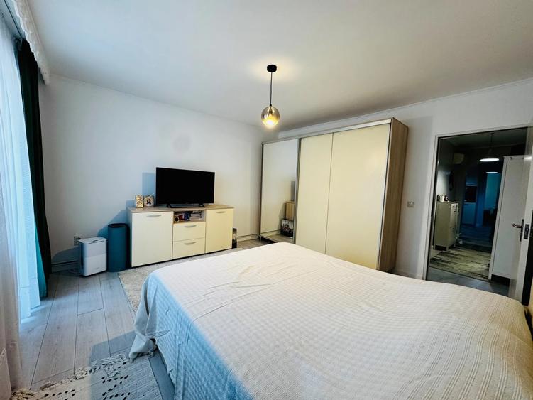 Etaj 2-Tudor Vladimirescu-2 Camere Decomandat 70mp-dubla vedere-la bulevard
