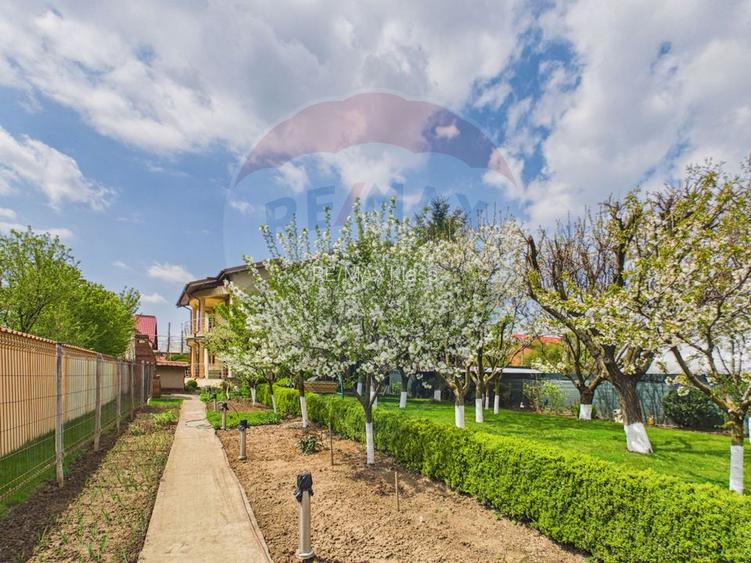 Casă / Vilă cu 6 camere de vânzare - 5