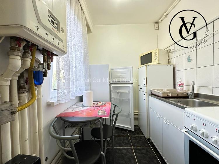 Apartament 2 camere - zona Brotacei - centrala proprie - 6