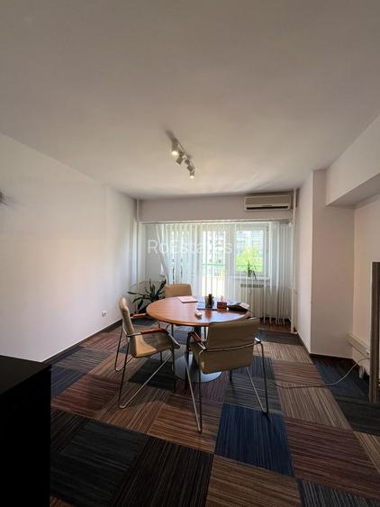 Apartament cu 3 camere de vanzare Unirii, intersectie Nerva Traian - 3
