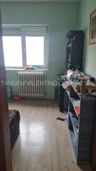 Crangasi , 2 minute metrou - 6