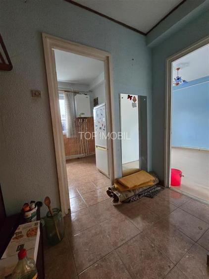 Mircea cel Batran - 2 camere decomandat, liber - 3