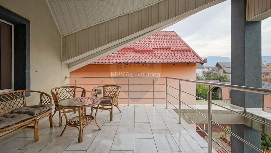 Hotel / Pensiune cu 14 camere de închiriat în zona Astra - 11