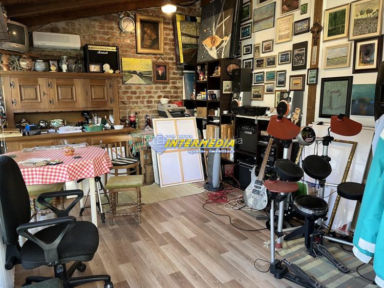 Casa vanzare Alba Iulia zona Centru ideala pentru doua familii finisata complet - 9