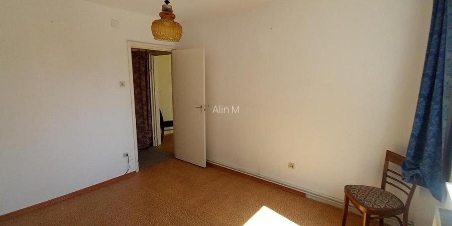 Apartament 3 camere luminos, orientare sudică, cu boxa mare, Bd Griviței, Brașov - 8