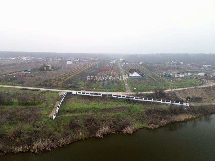 Teren intravilan de vanzare cu deschidere la lac, Branesti - 2
