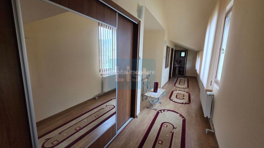 Vilă în Dubova,  langa Dunăre, teren 1361 mp - 9