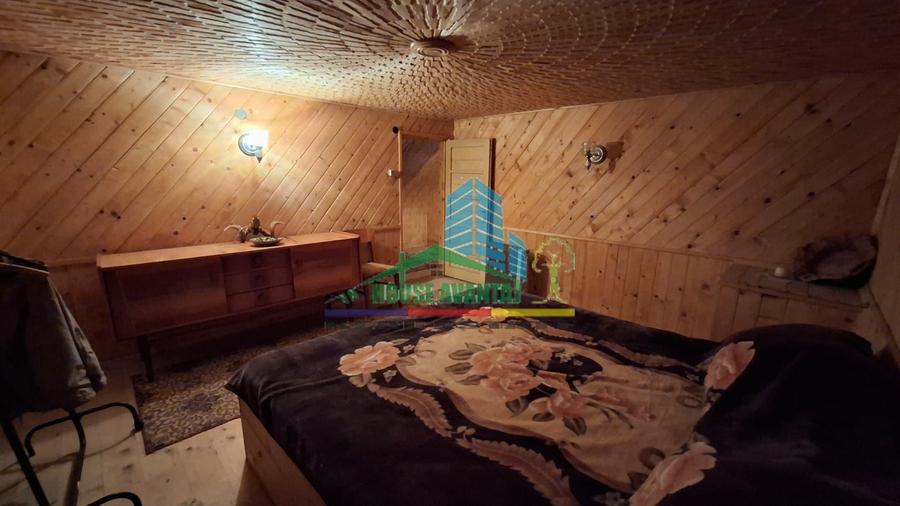 Casă de vacanță, 4 camere, garaj, teren 251 mp– Lepșa, Județul Vrancea