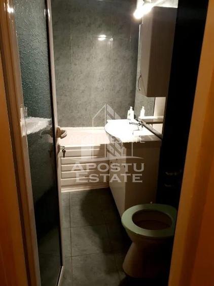 Apartament cu 2 camere,decomandat,in zona Intim. - 7