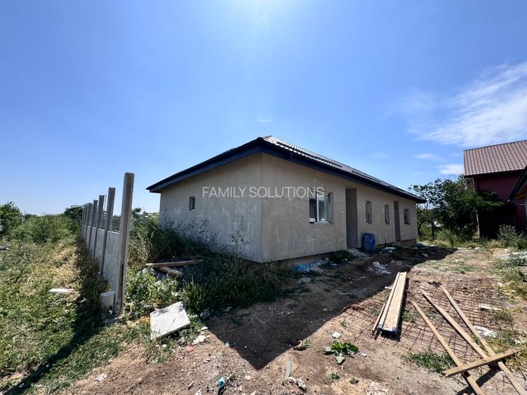 Casa  pe parter 3 cam+Pod.Teren 210mp. - 30