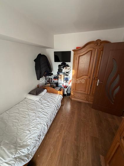 Calea Calarasilor Stradal 5 Camere - 10