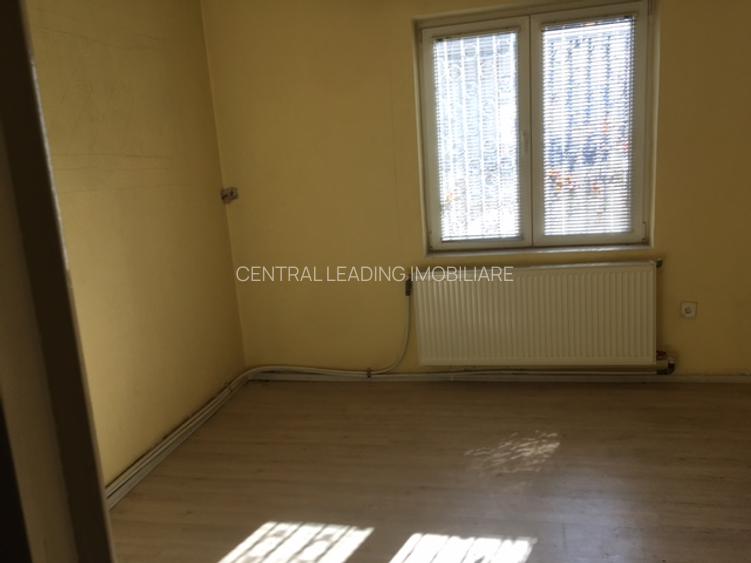 LOT 2 CASE-TIP ZONA CERCELUS/ALBA IULIA P+M LIPITE/IN OGLINDA 2X 3CAM. 300MP - 17