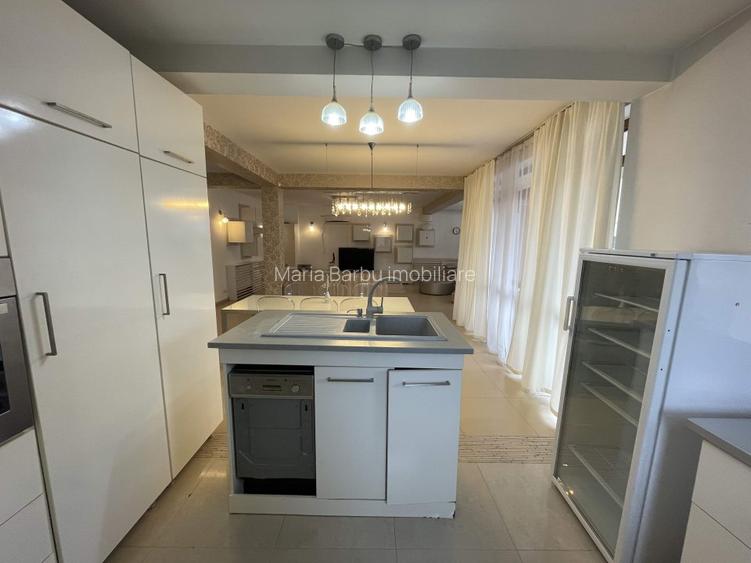 VILA P+1, Su = 350 mp.Teren 2000 mp + ANEXA,la DN 65- Valea Mare - 15