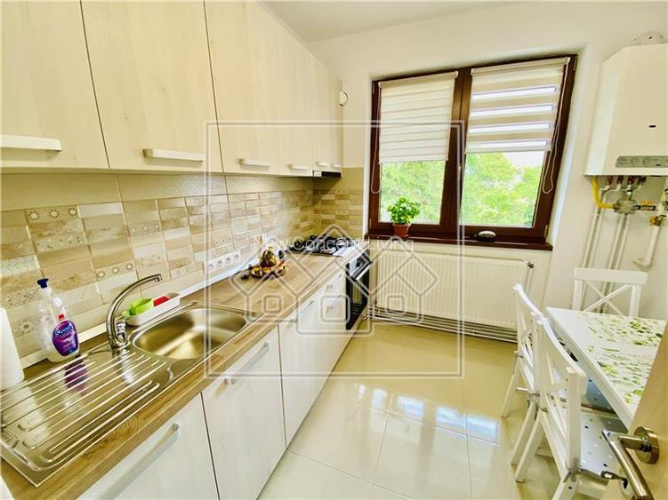 Apartament de inchiriat in Sibiu - 2 camere cu balcon, gradina si pod- - 2