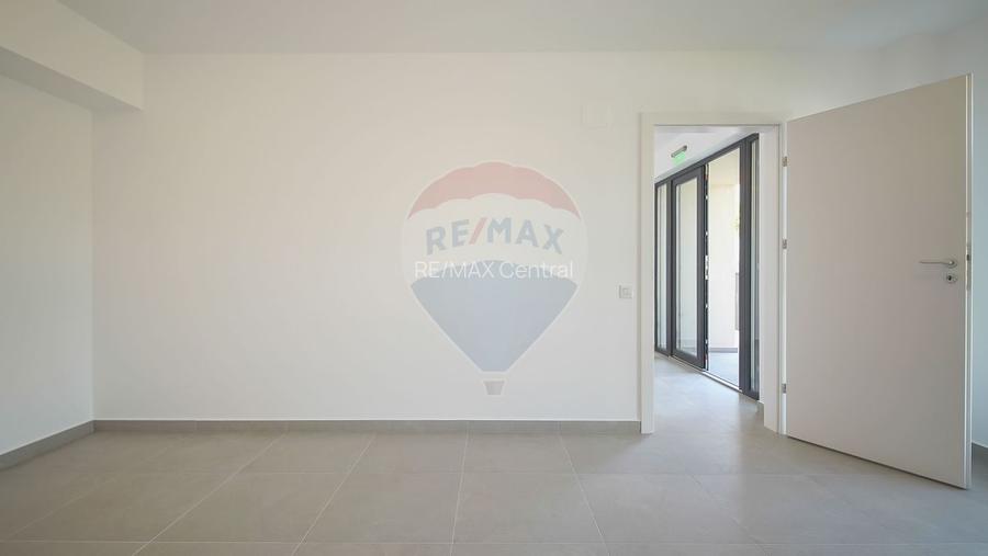 Spațiu comercial premium de inchiriat în Brașov, Zona Tractorul - 8