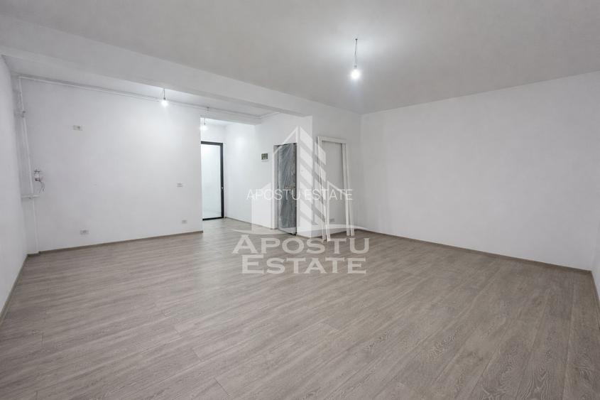 Apartament cu 2 camere, semidecomandat, etaj 1, zona Lidl din Giroc - 3