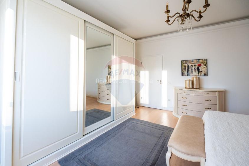 Casă de Lux de vânzare| Trivale- Pitești| 378mp Sdc| Teren 868mp - 45