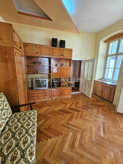 Casă interbelică deosebită, zonă centrală Dej – 324 mp, curte 600 mp, fântână - 5