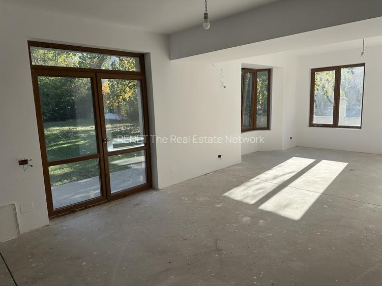 CORBEANCA-PARADISUL VERDE, VILA 507 MP, LOT 1.095 MP! - 11
