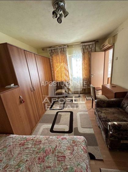 Apartament cu o camera aproape de Complexul Studentesc, 30 mp, clima - 4